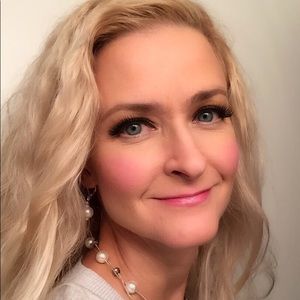 Meet your Posher, Shelly